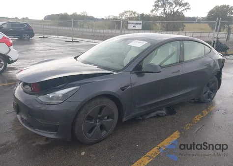 2023 Tesla Model 3 Long Range Dual Motor All-Wheel Drive z USA, uszkodzony, nr VIN 5YJ3E1EB1PF662700